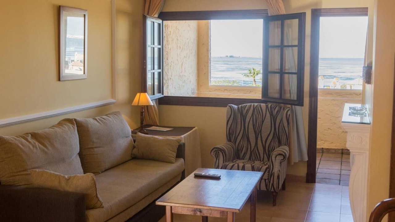 Photo of Livingroom in Centro Comercial Bahia Sur