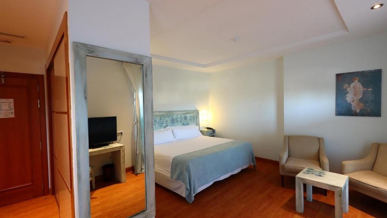Photo of Bedroom in Alange