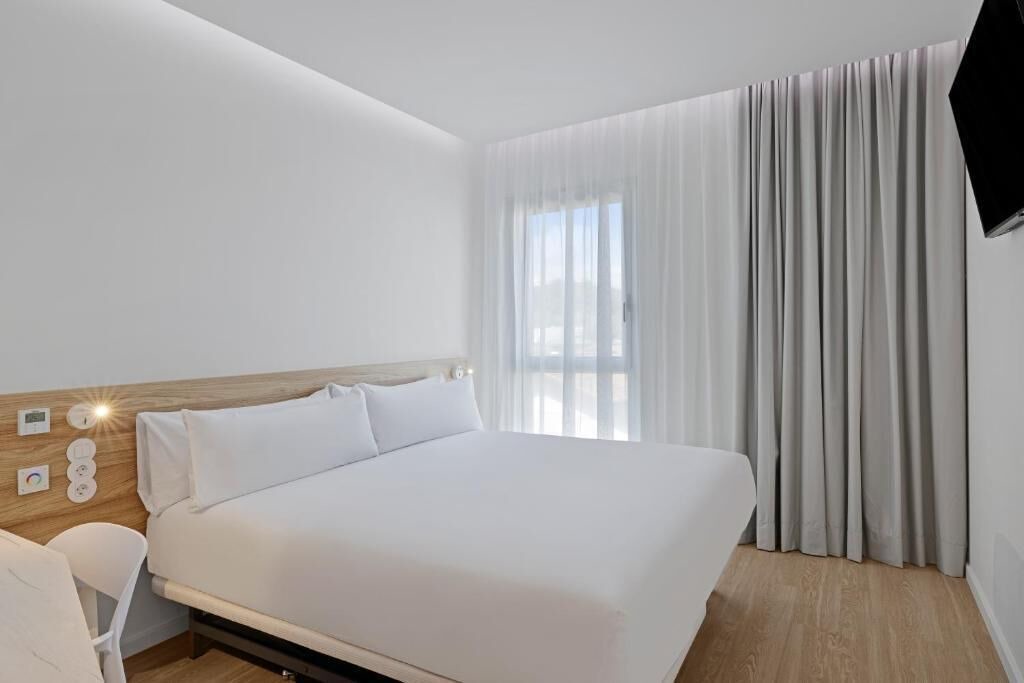 Photo of Bedroom in Bormujos