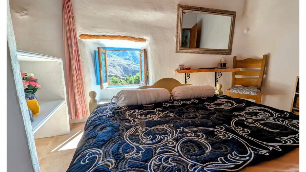 Photo of Bedroom in Oria