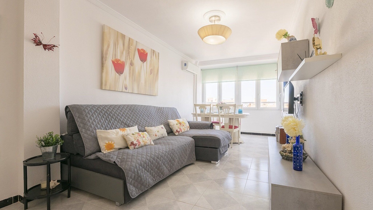 Photo of Livingroom in San Fernando