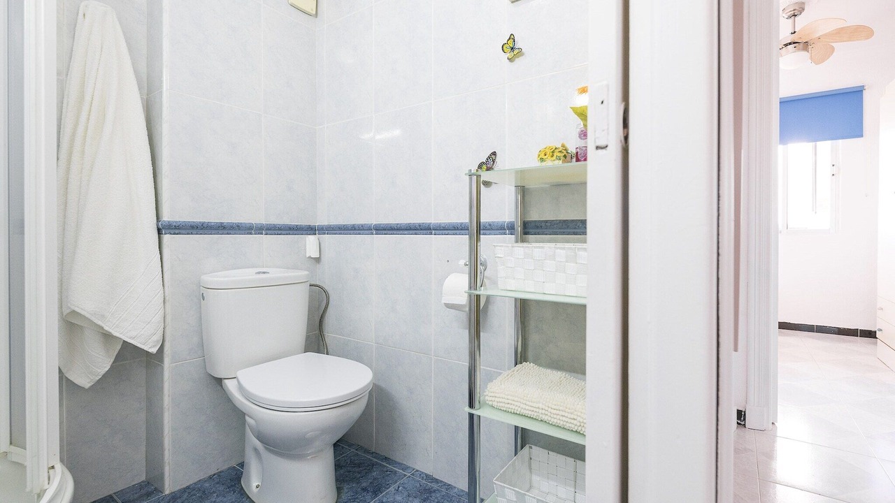 Photo of Bathroom in San Fernando