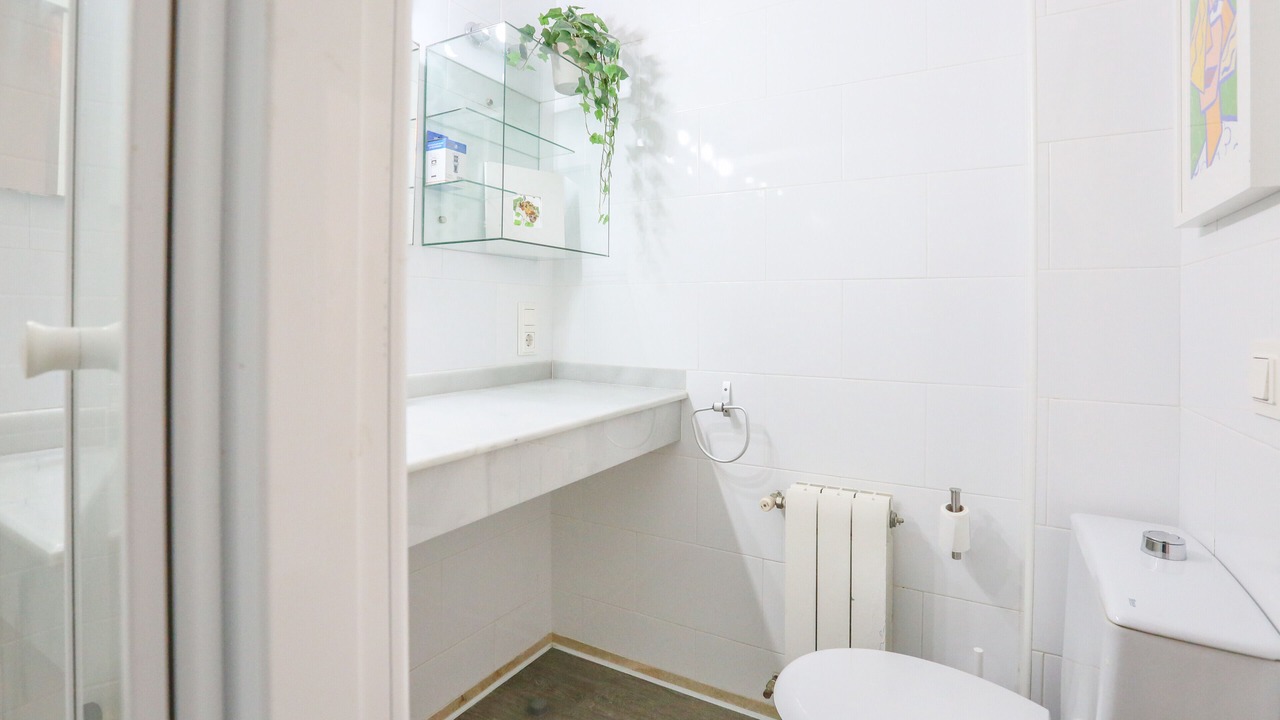 Photo of Bathroom in Alameda