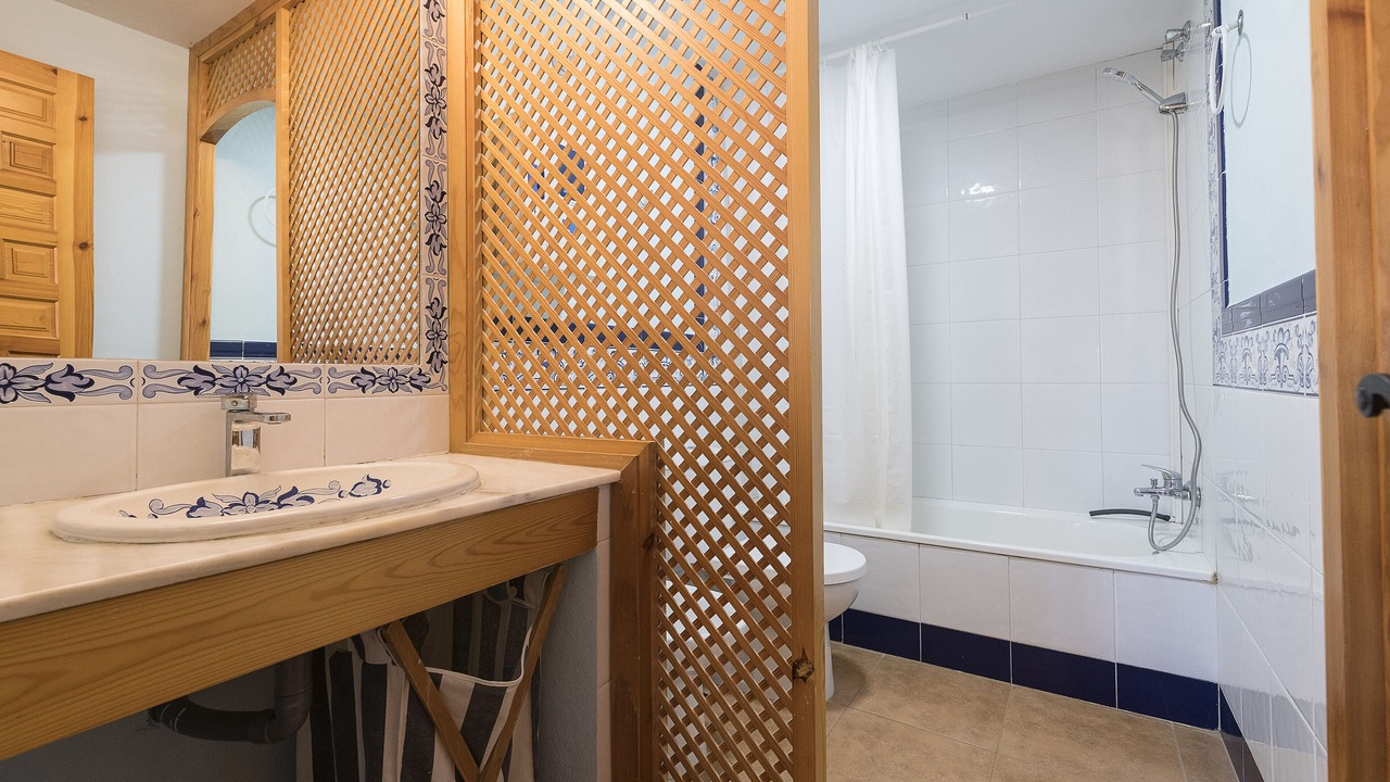 Photo of Bathroom in Atlanterra