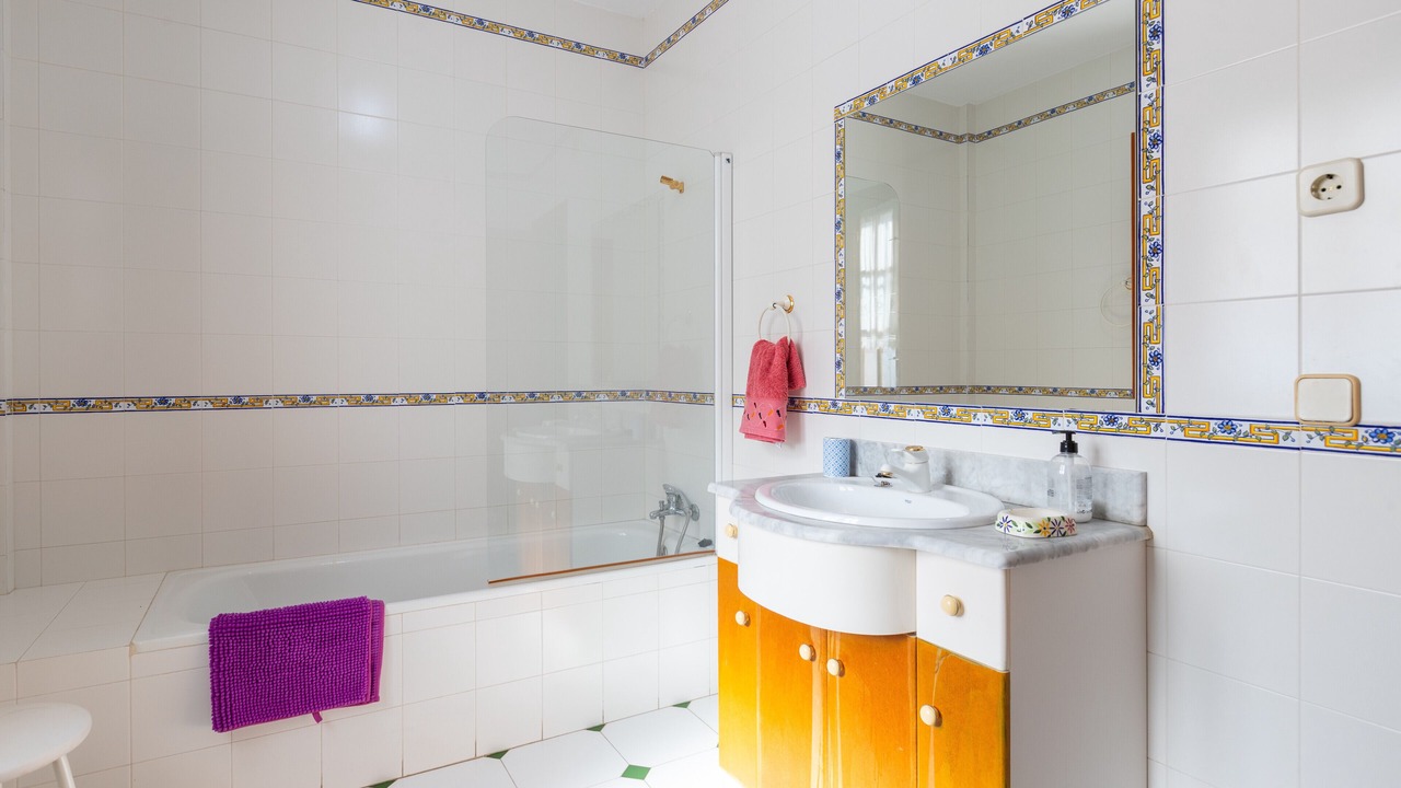 Photo of Bathroom in Periana