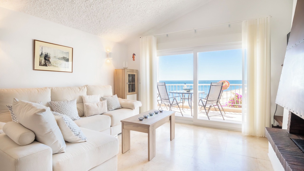 Photo of Livingroom in Bahia Dorada