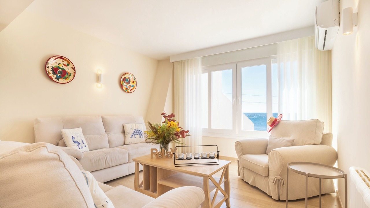 Photo of Livingroom in Bahia Dorada