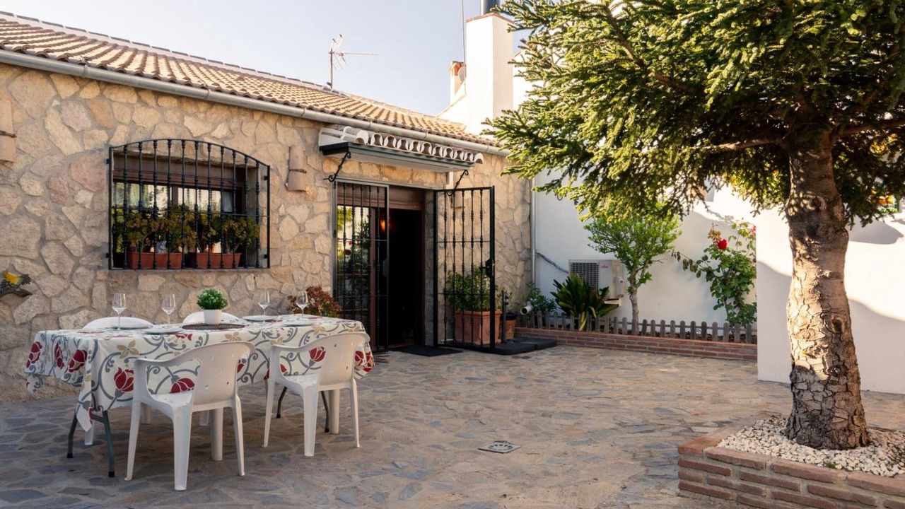 Photo of Outdoor in Cuevas del Becerro