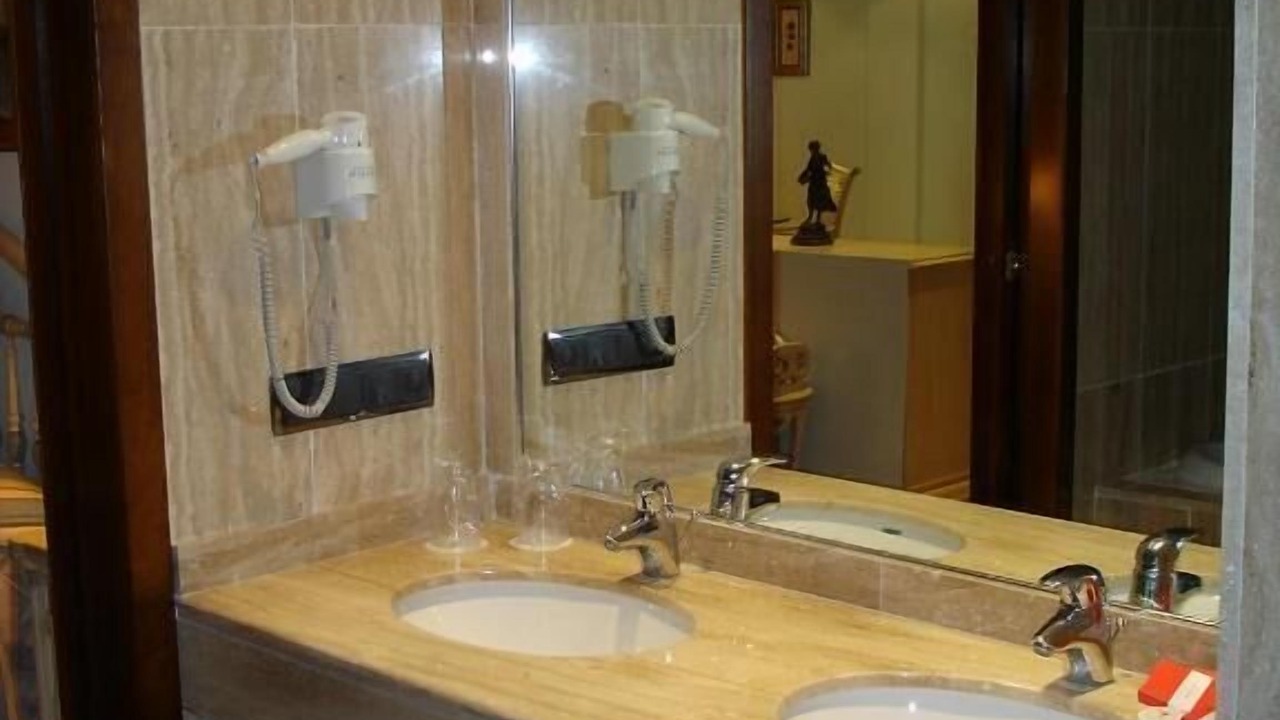 Photo of Bathroom in Granja de Torrehermosa