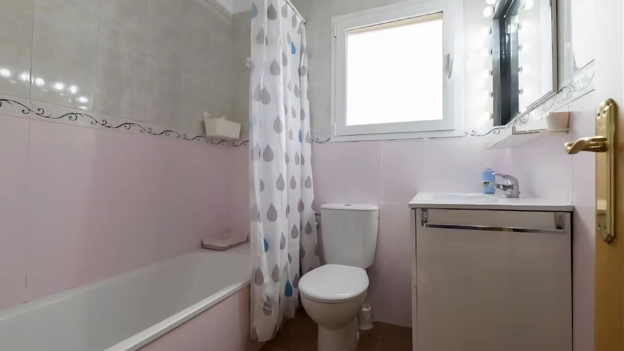 Photo of Bathroom in Rota