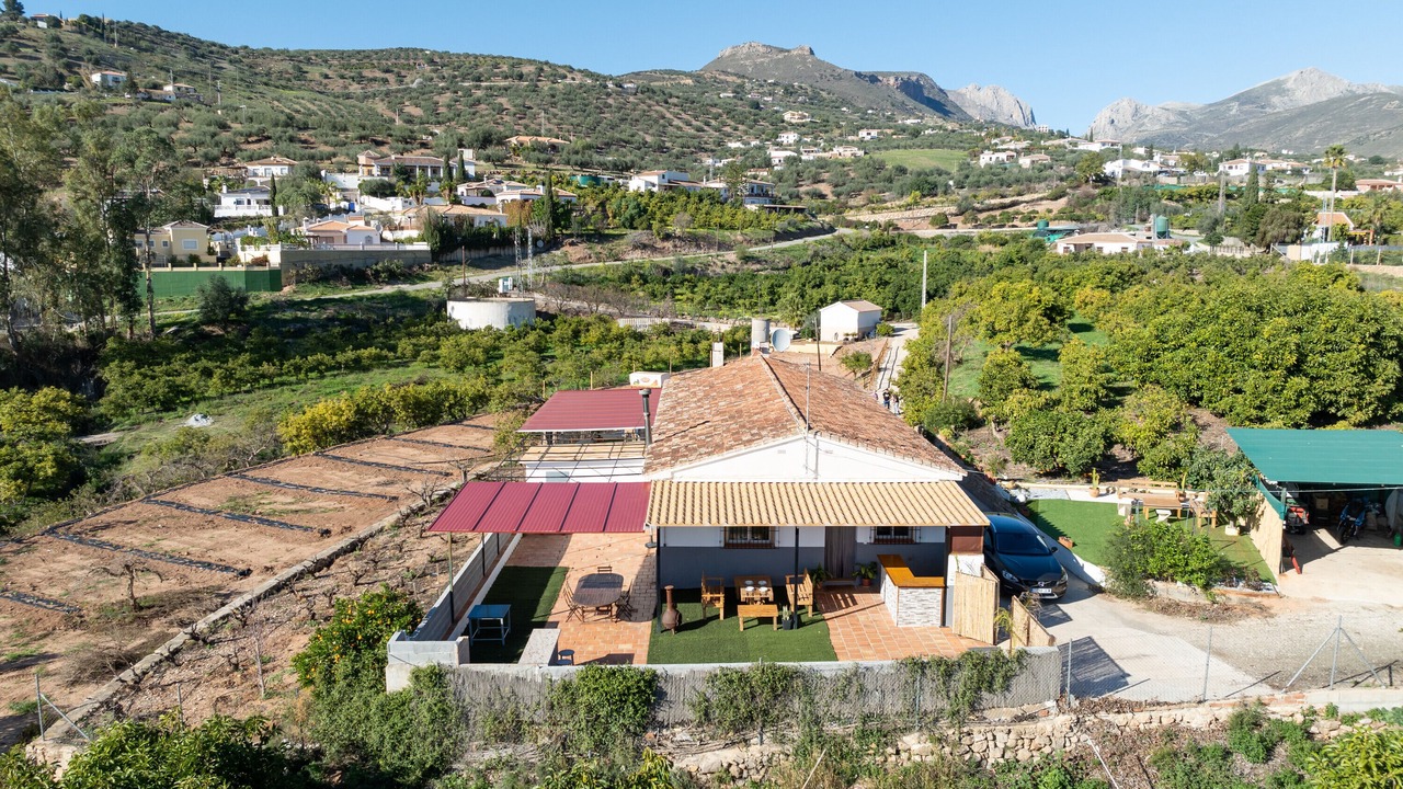 Photo of Outdoor in Alcaucin