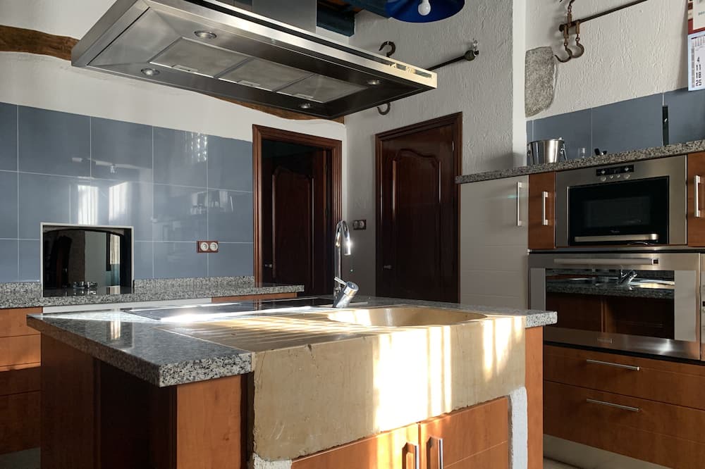 Photo of Kitchen in Villar de Ciervo