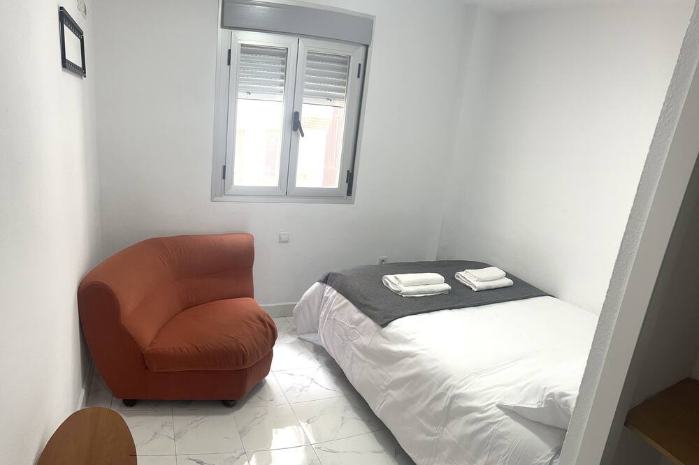 Photo of Bedroom in Bailen-Miraflores
