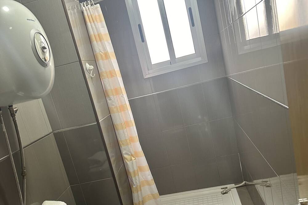 Photo of Bathroom in Bailen-Miraflores