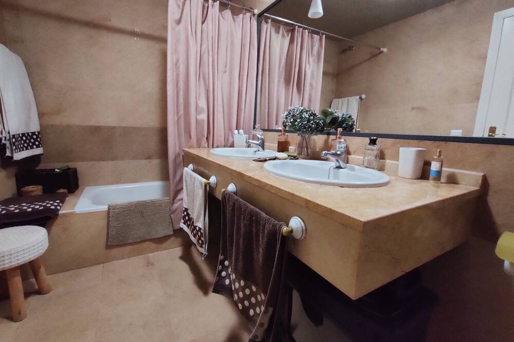 Photo of Bathroom in Espartinas