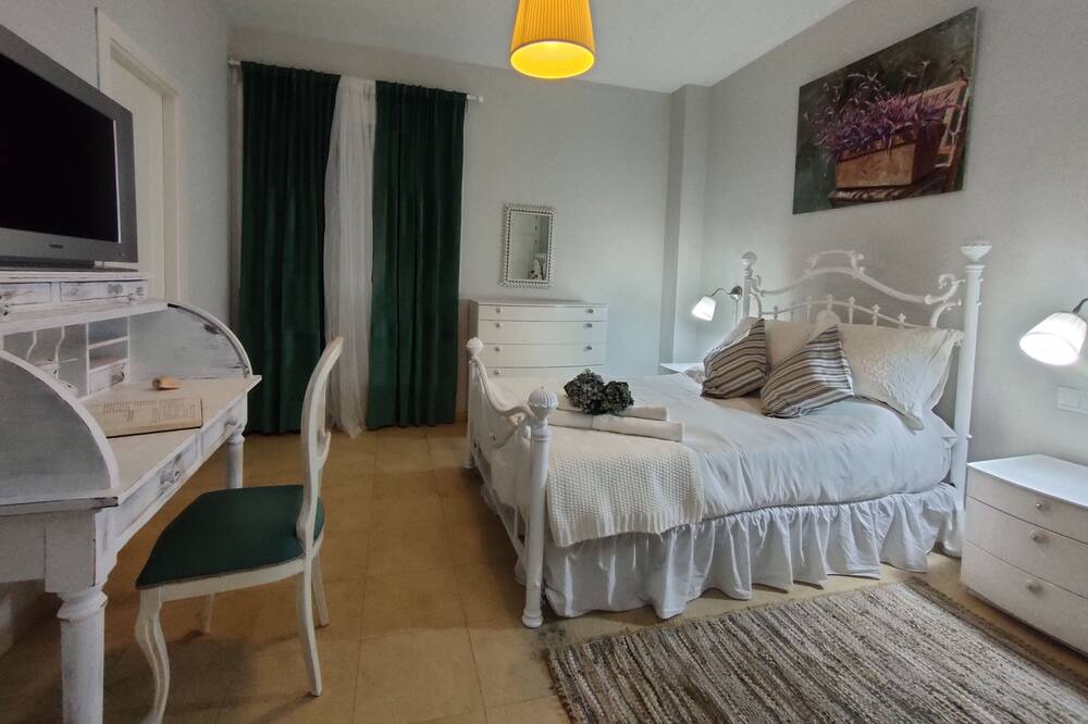 Photo of Bedroom in Espartinas