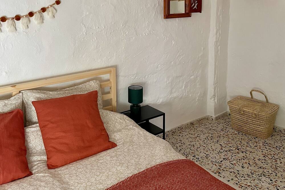 Photo of Bedroom in Sedella
