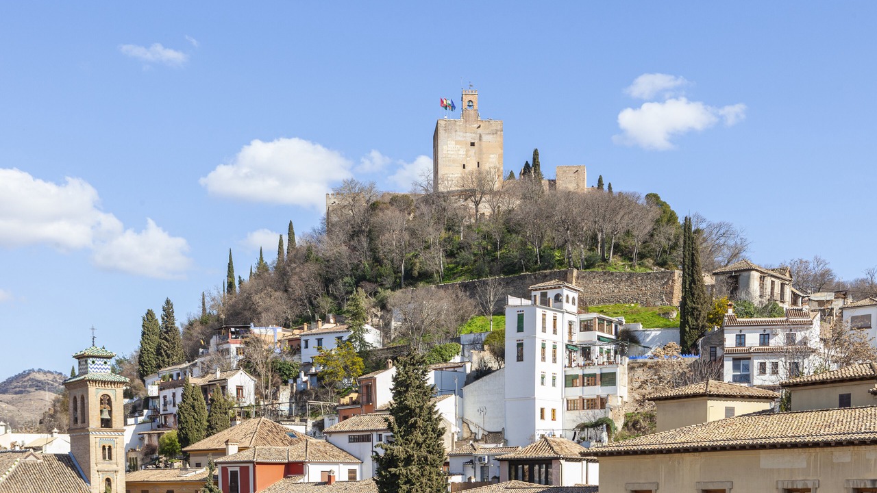 Photo of Buildings in Albaicin