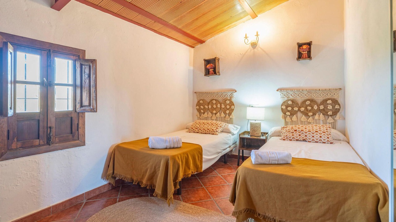 Photo of Others in Teba