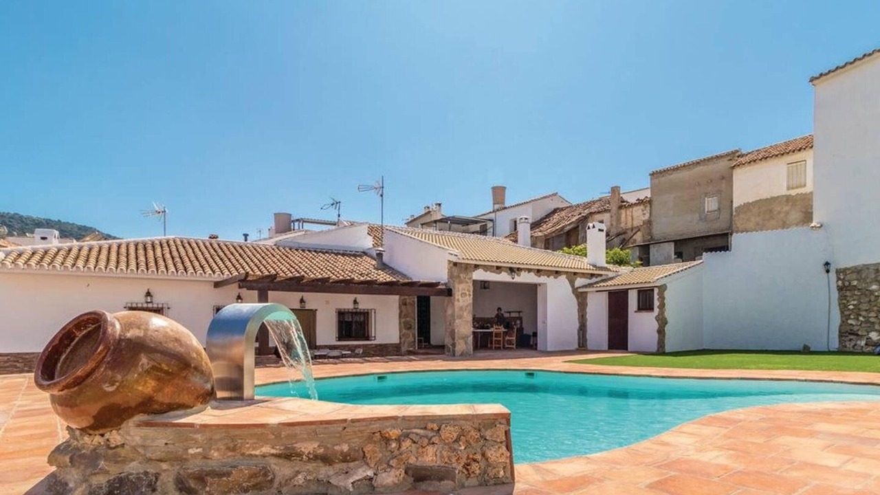 Photo of Outdoor in Mondron