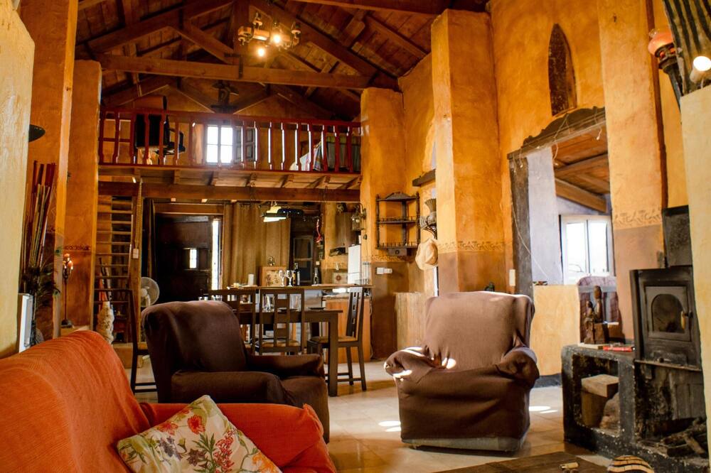 Photo of Livingroom in Algarinejo
