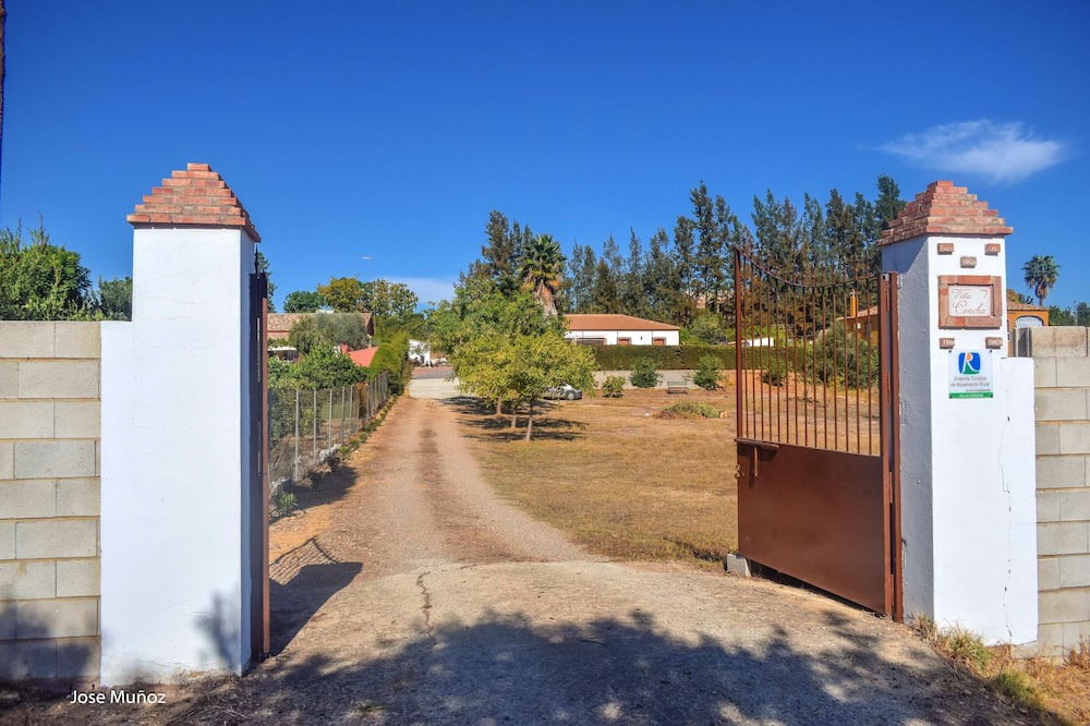 Photo of Others in Penaflor