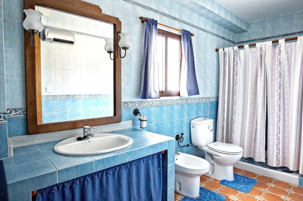 Photo of Bathroom in Las Lagunillas