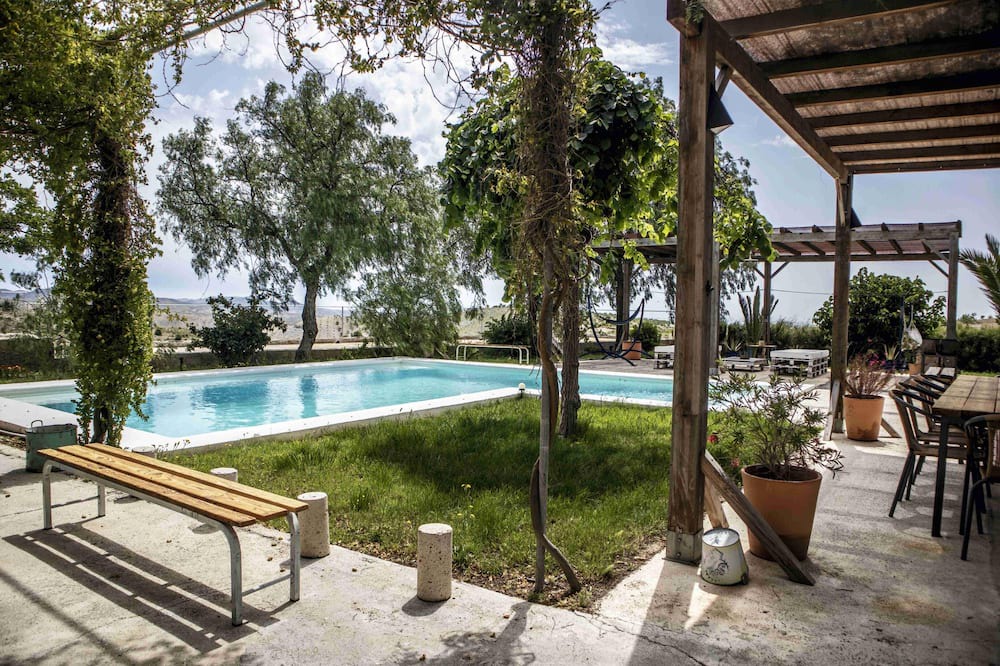 Photo of Outdoor in Oria
