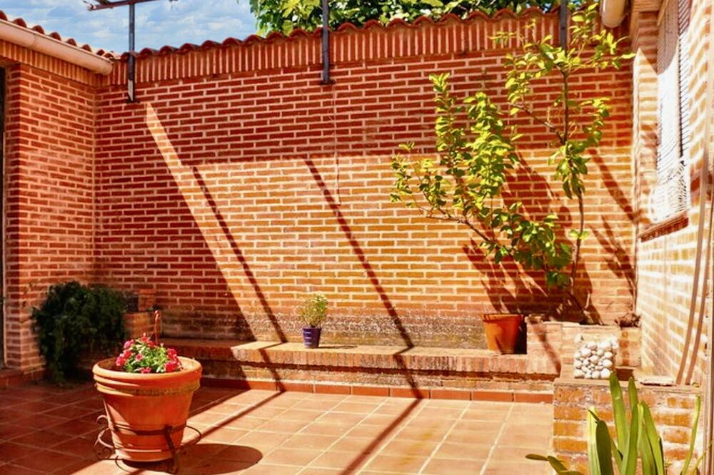 Photo of Outdoor in Castilblanco