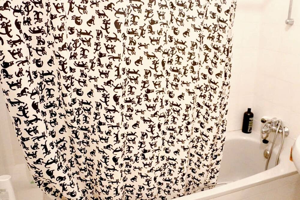 Photo of Bathroom in Castilblanco