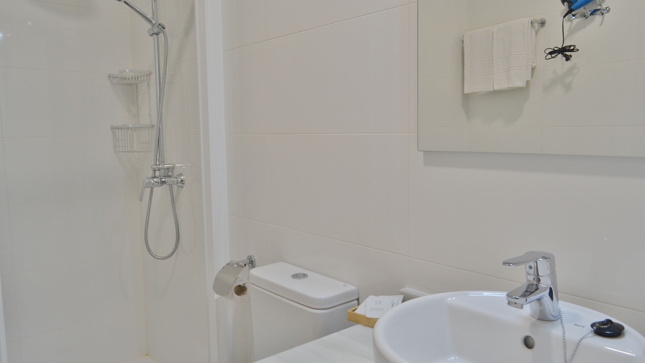 Photo of Bathroom in Centro Comercial