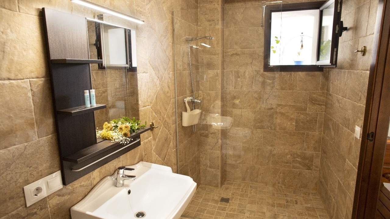 Photo of Bathroom in Algodonales