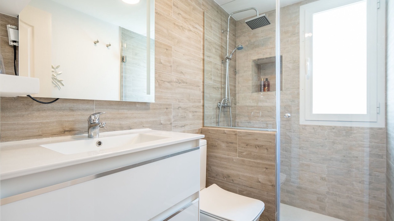 Photo of Bathroom in Benagalbon