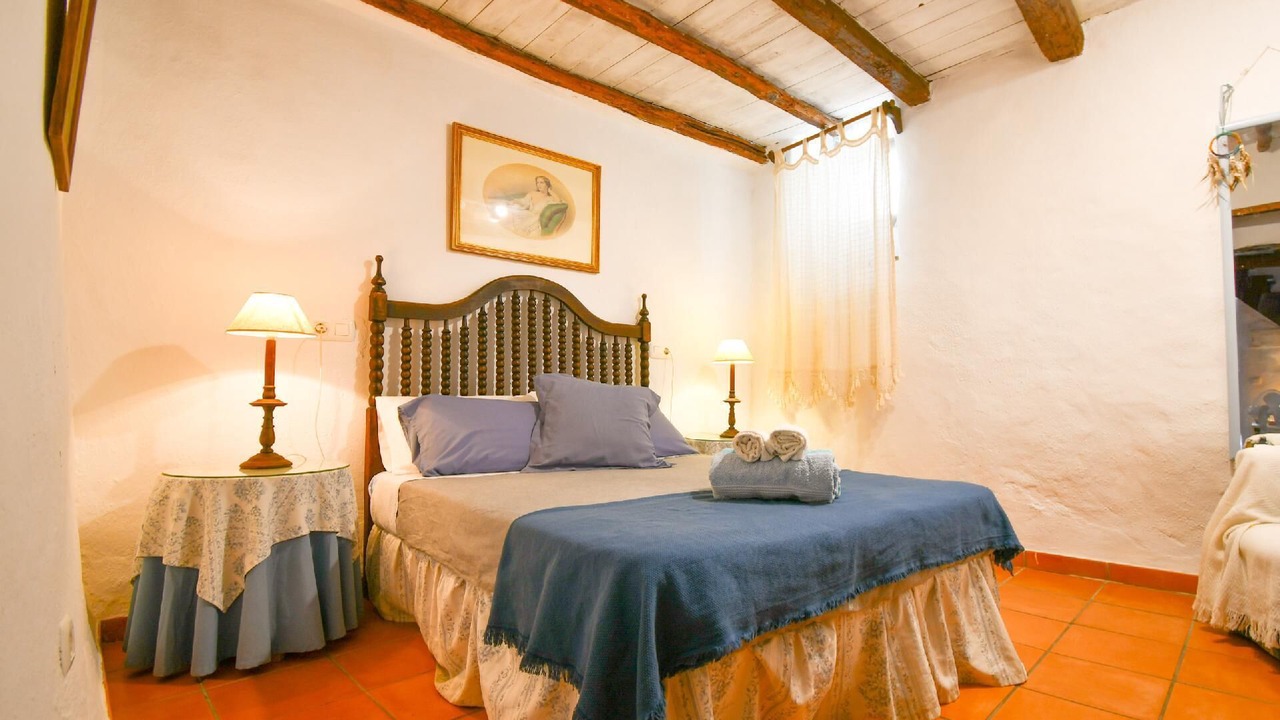 Photo of Bedroom in Benadalid