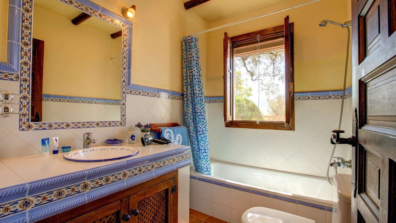 Photo of Bathroom in Orgiva