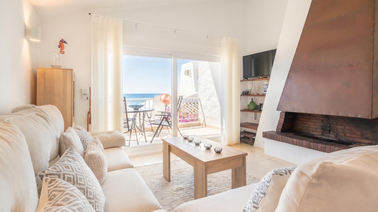 Photo of Livingroom in Bahia Dorada
