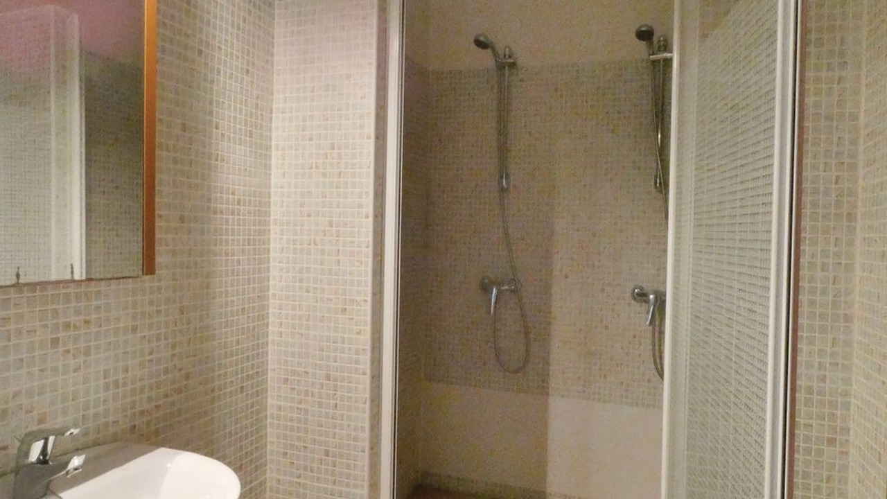 Photo of Bathroom in Arenas