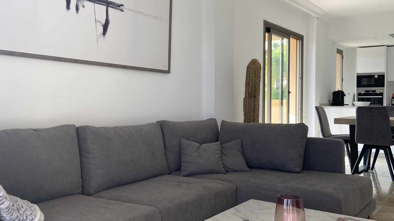 Photo of Livingroom in New Golden Mile