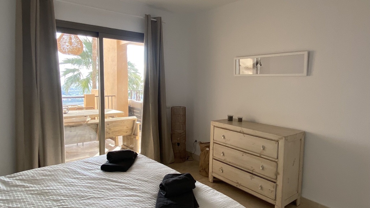 Photo of Bedroom in New Golden Mile
