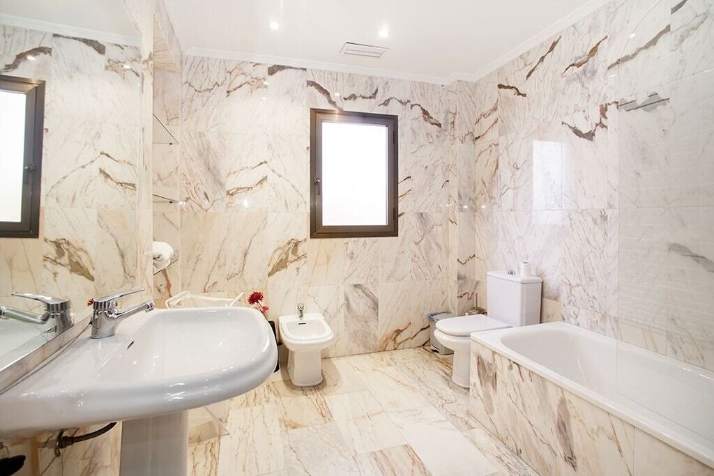 Photo of Bathroom in Giralda Sur