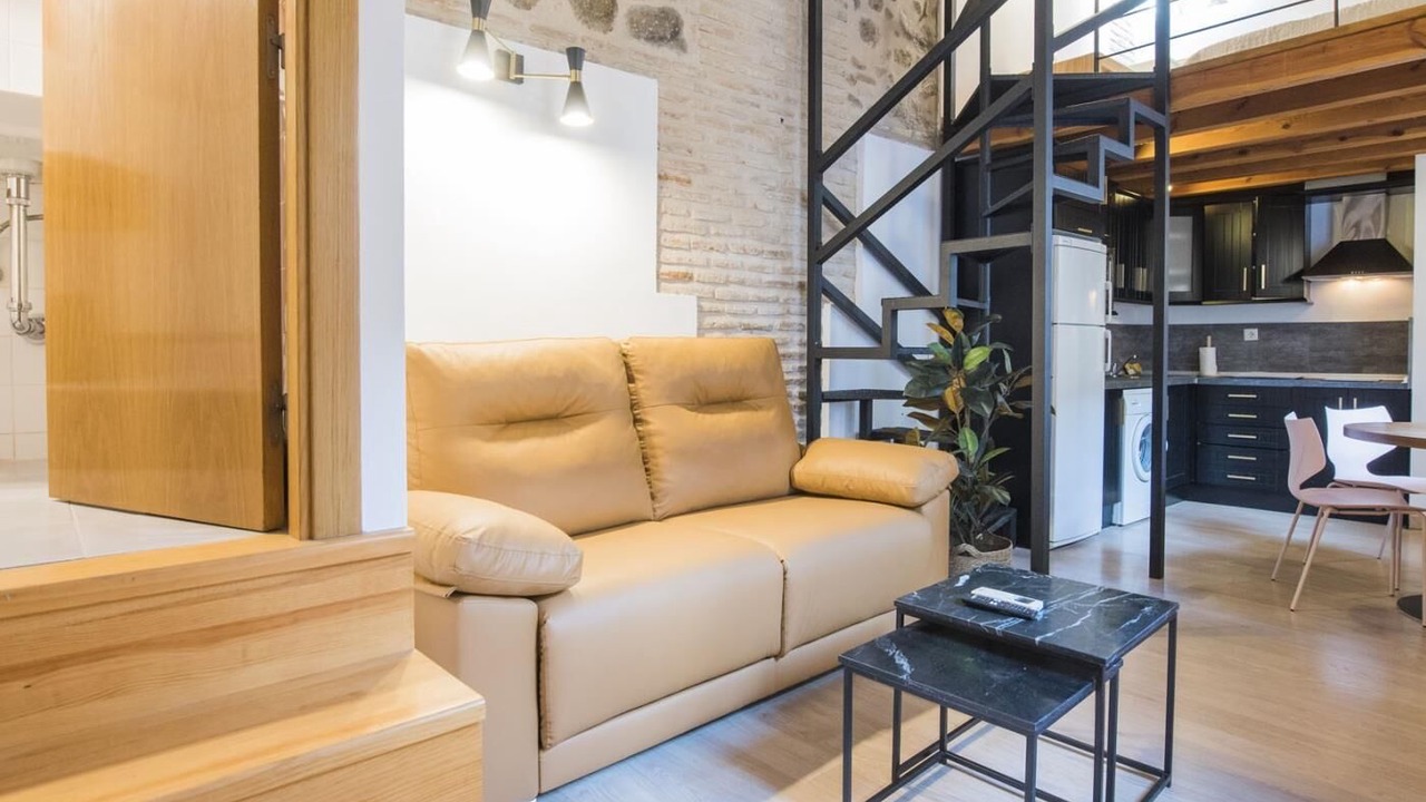 Photo of Livingroom in Toledo City Center