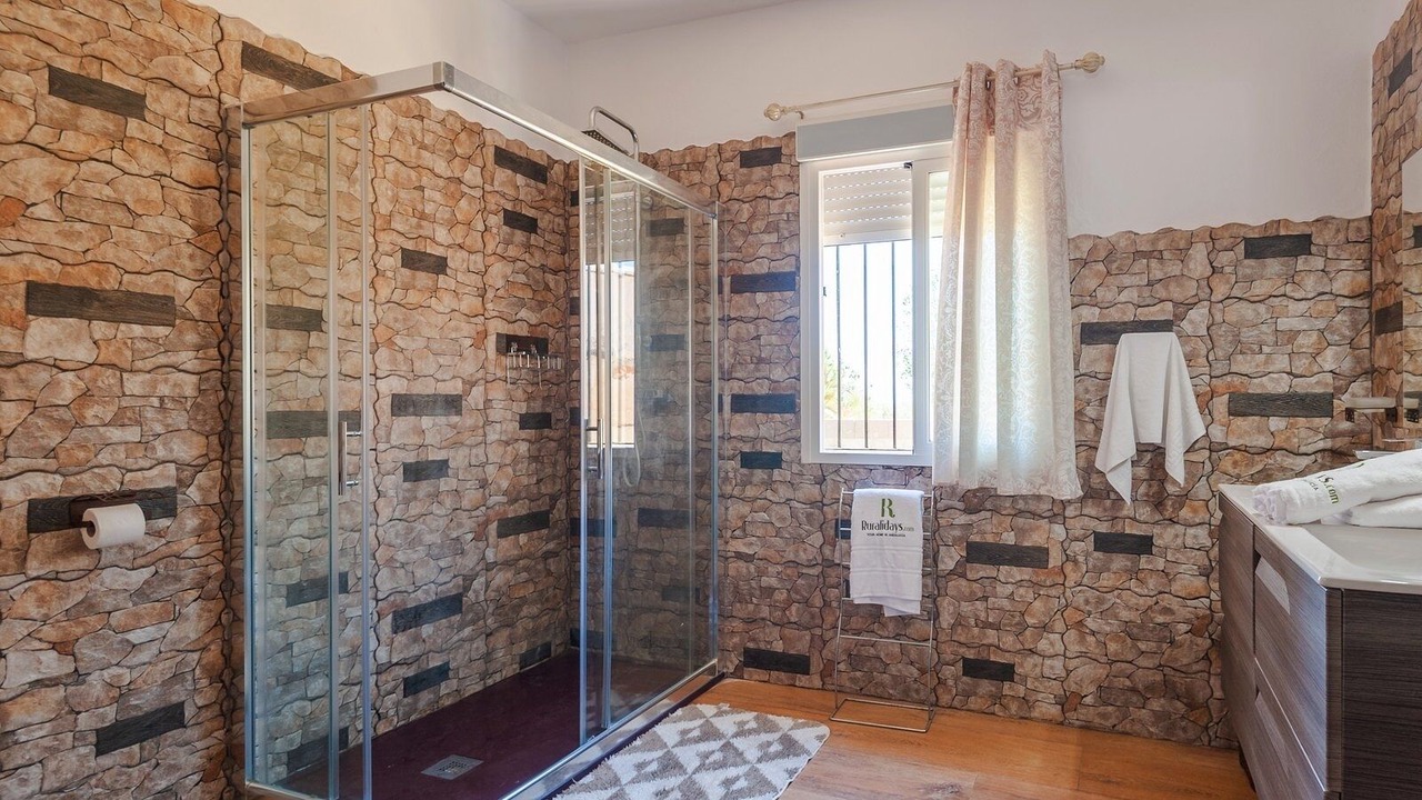 Photo of Bathroom in Alcala la Real