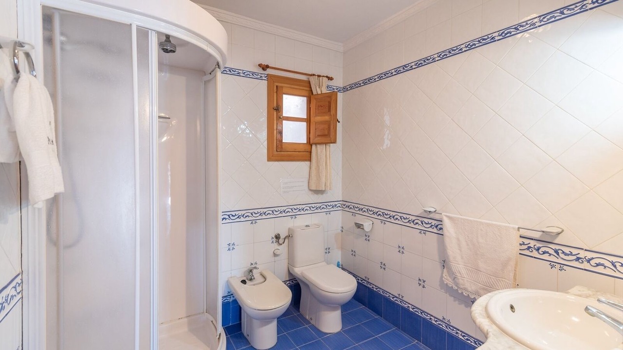 Photo of Bathroom in Almachar