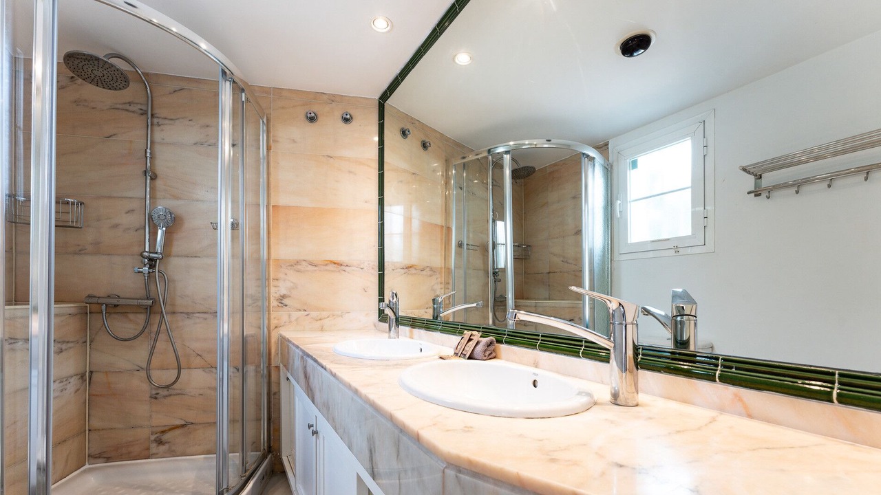 Photo of Bathroom in Torrequebrada