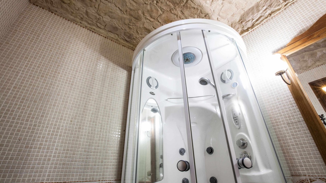 Photo of Bathroom in Mecina Bombaron