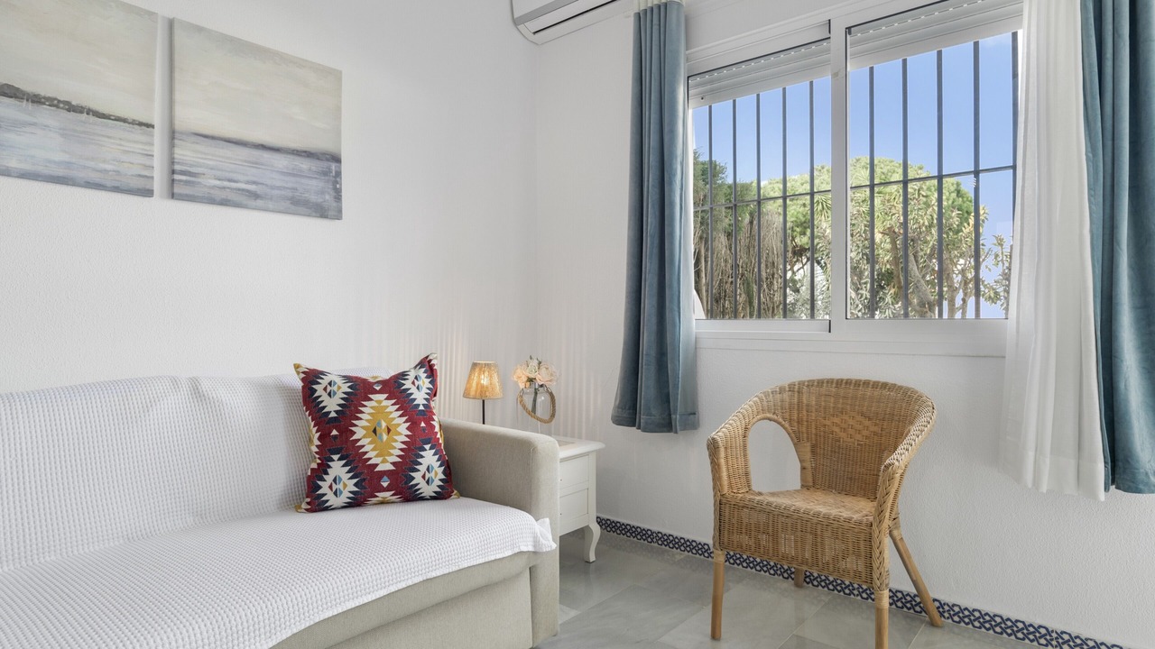 Photo of Livingroom in Poblado de Sancti Petri