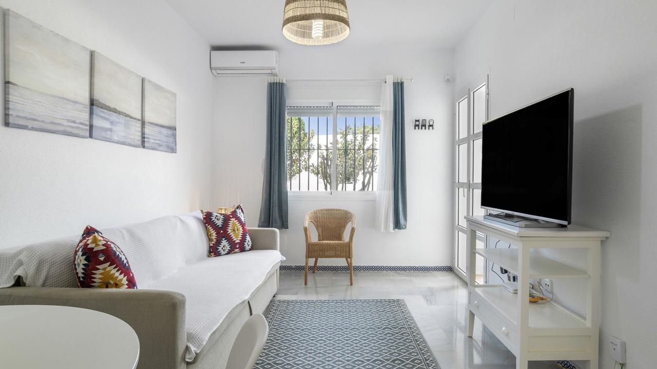 Photo of Livingroom in Poblado de Sancti Petri