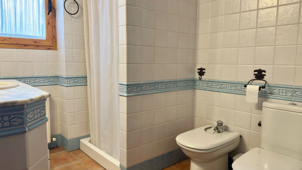Photo of Bathroom in Baena
