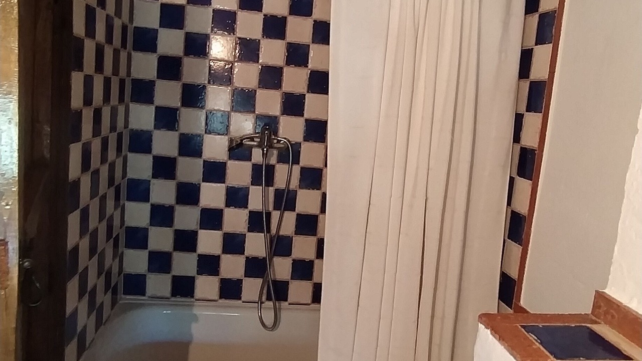 Photo of Bathroom in Algarinejo