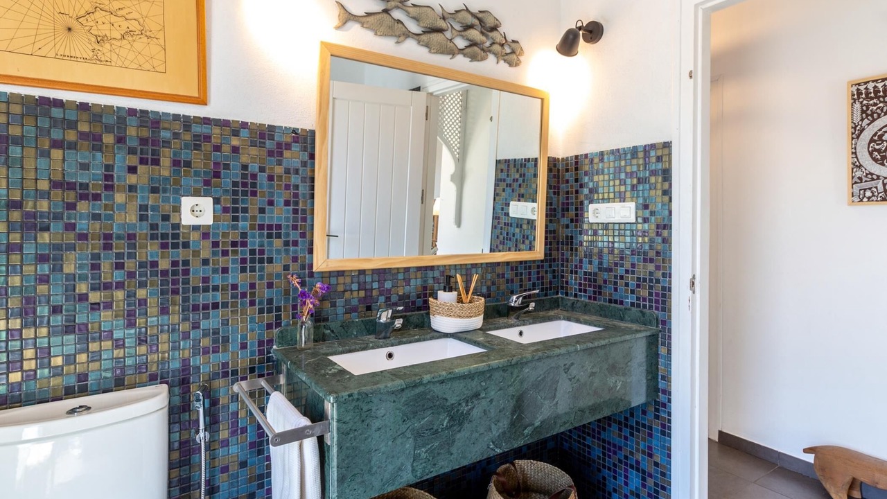 Photo of Bathroom in Niguelas